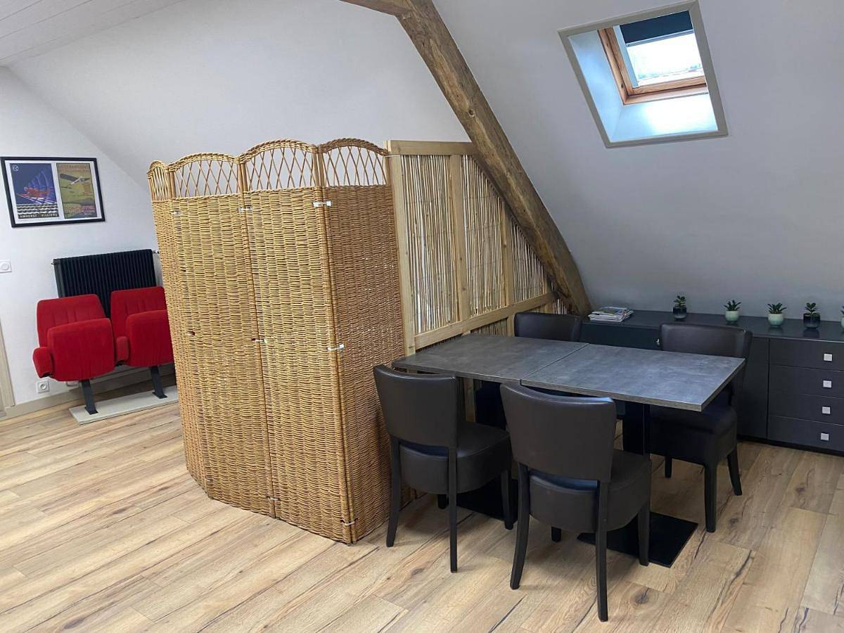 Appartement entier, One-Bedroom Apartment in Verton, Région de Montreuil