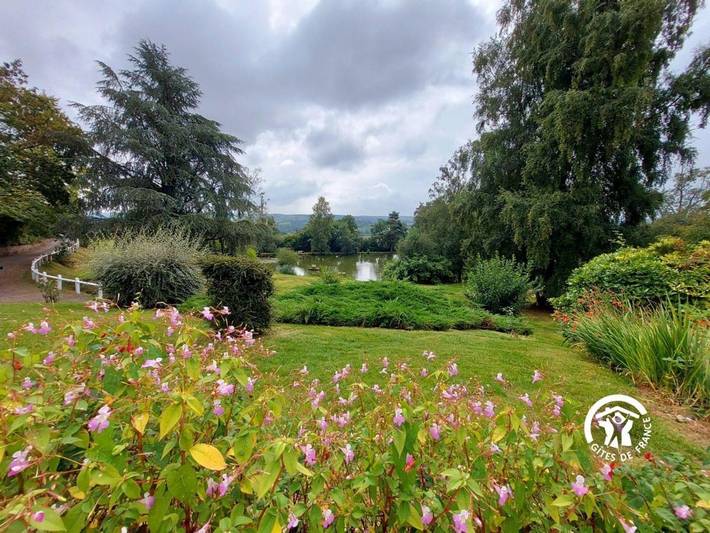 Location de vacances pour 7 personnes, avec terrasse et jardin à Saint-Pierre-sur-Orthe - 2
