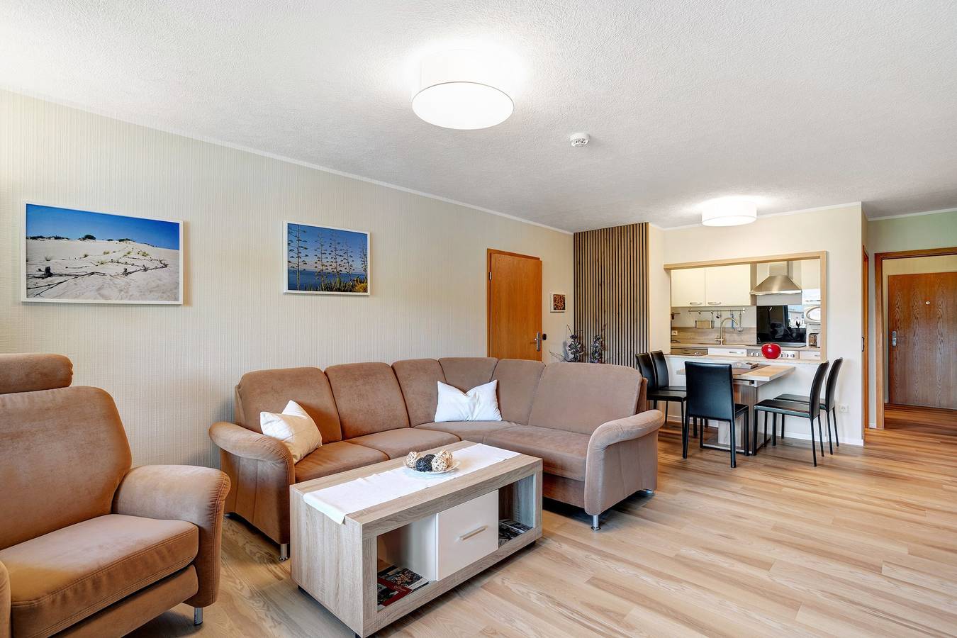 Apartamento entero, 'Fewo Sonnenseite' con dos balcones, wifi y Meinecardplus in Willingen, Upland