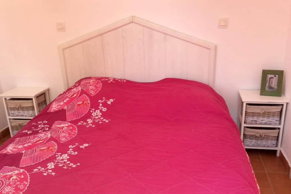 T2 1 habitación 4 personas en alquiler 83700 Saint Raphaël / Le Dramont in Le Dramont, Saint-Raphaël (Var)