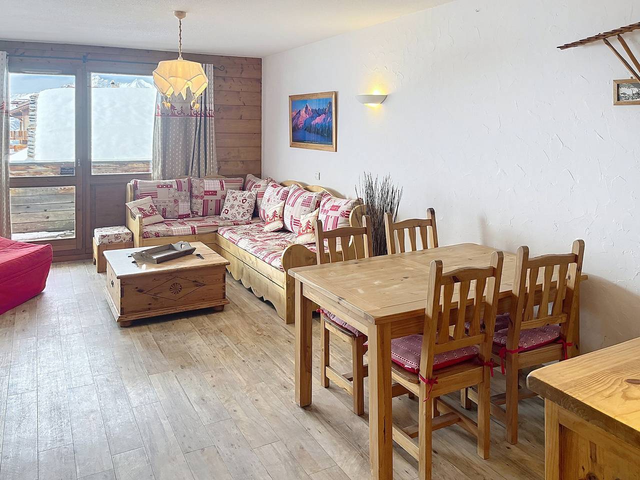 Apartamento entero, Apartamento luminoso en el centro con balcón, 4 pers in La Rosière, Montvalezan