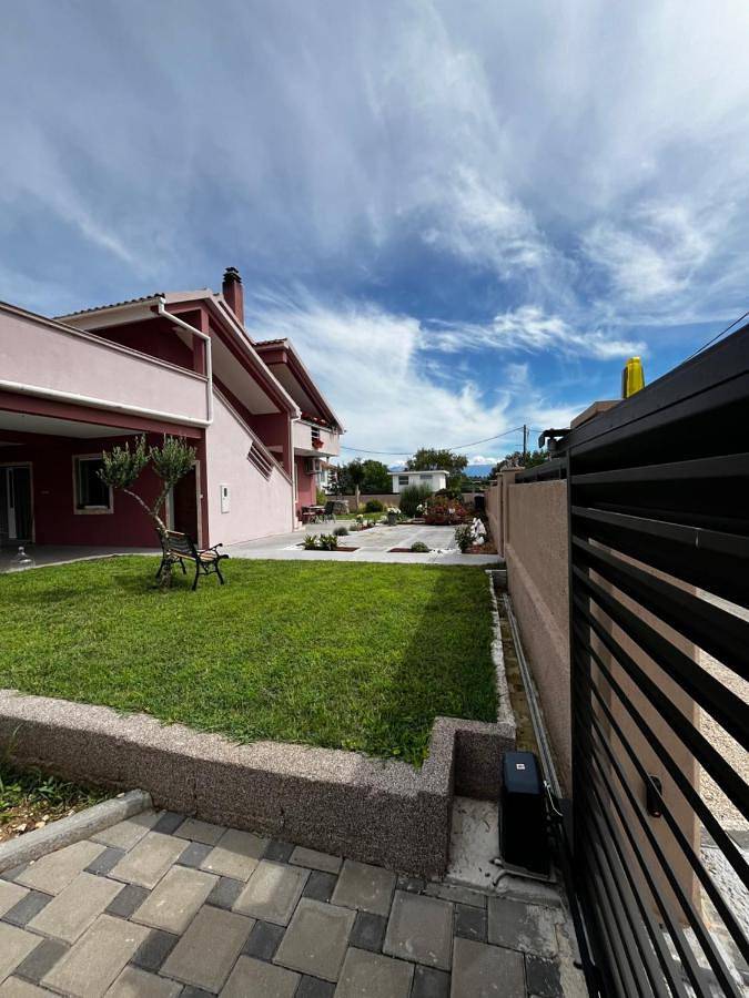 Ferienwohnung für 6 Personen, mit Garten