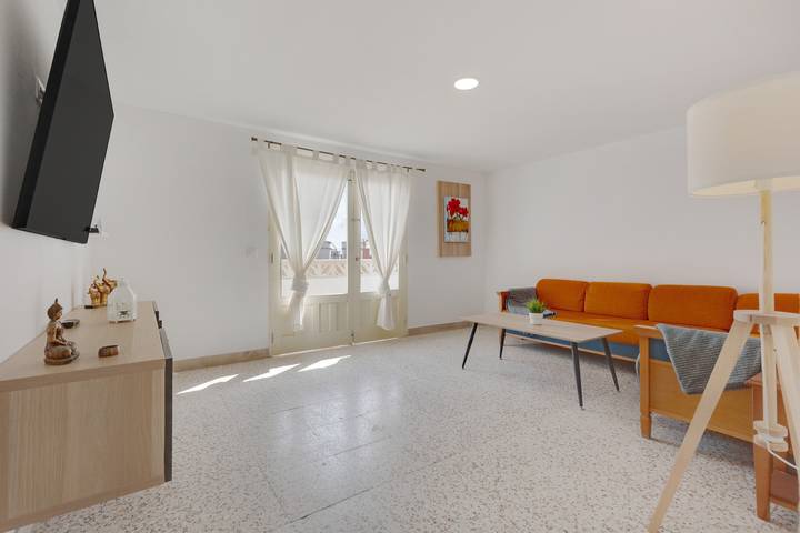 Gîte pour 5 personnes, avec balcon dans Gran Tarajal
