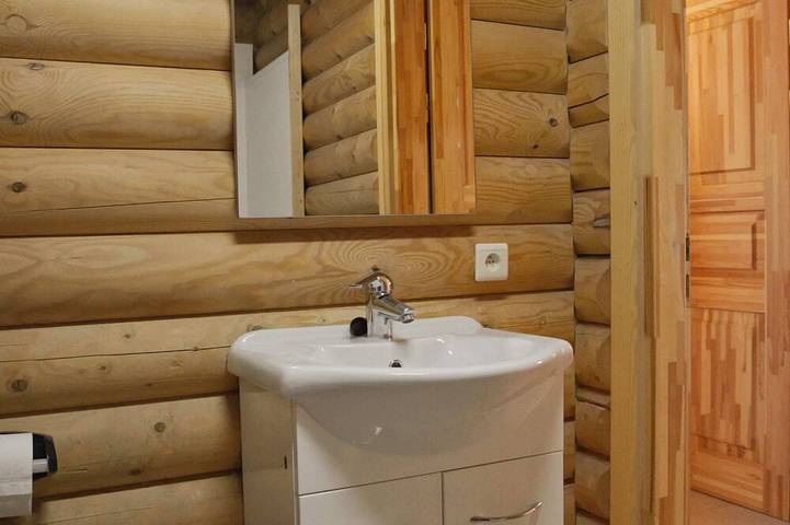Chalet 75M2 Large Terrace With Jacuzzi And Mountain View in Châteauroux-les-Alpes, Nationalpark Écrins