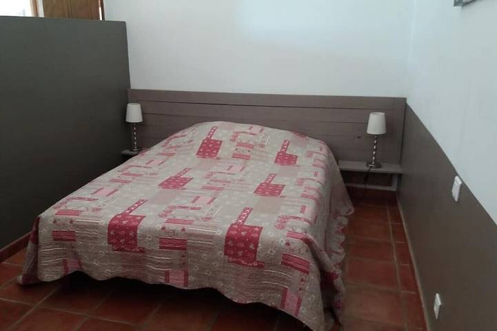 Ferienhaus für 8 Personen, mit Terrasse und Garten in Les Vans - 3