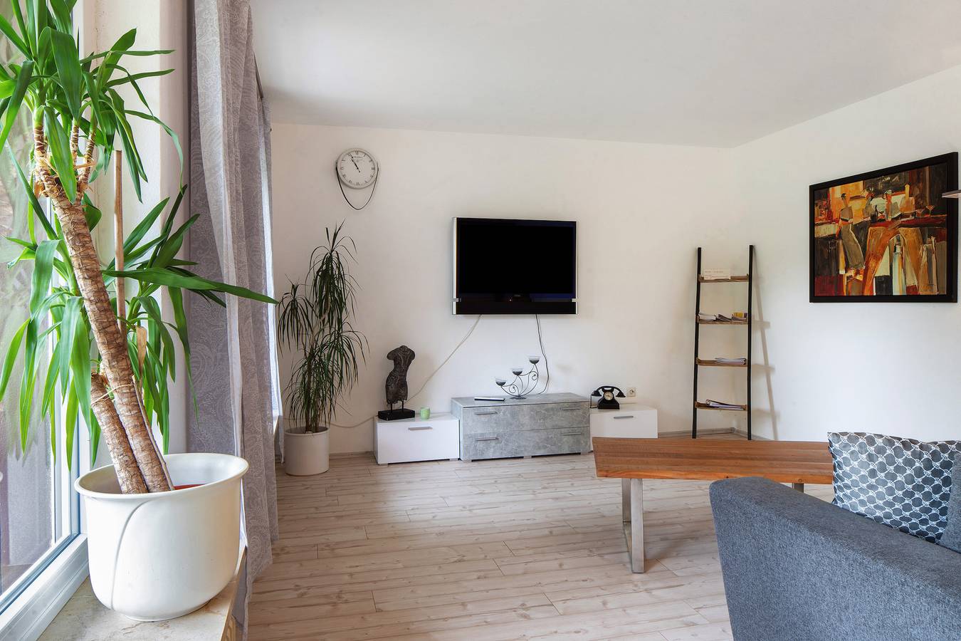 Ganze Wohnung, Ferienresidenz Gartentraum Titisee mit Bergblick, privater Terrasse und Wlan in Suedlicher Schwarzwald, Titisee-Neustadt