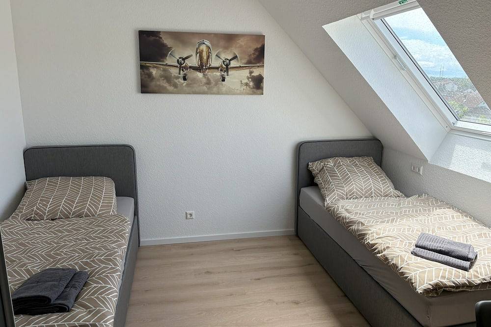 Entire apartment, Apartment with kitchen and bathroom in Leimen, Rhine Plain