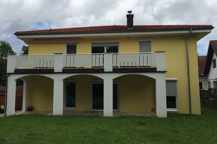 Ferienwohnung für 3 Personen, mit Balkon und Whirlpool sowie Terrasse