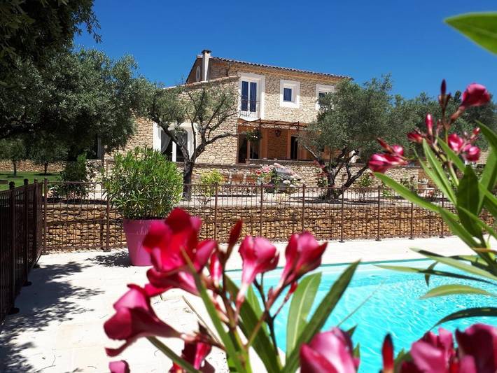 Maison de vacances pour 2 personnes, avec terrasse et piscine