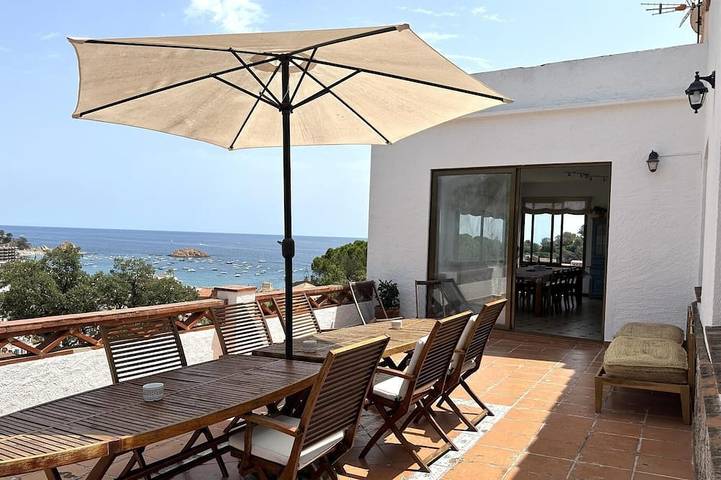 Villa pour 10 personnes, avec terrasse - 1