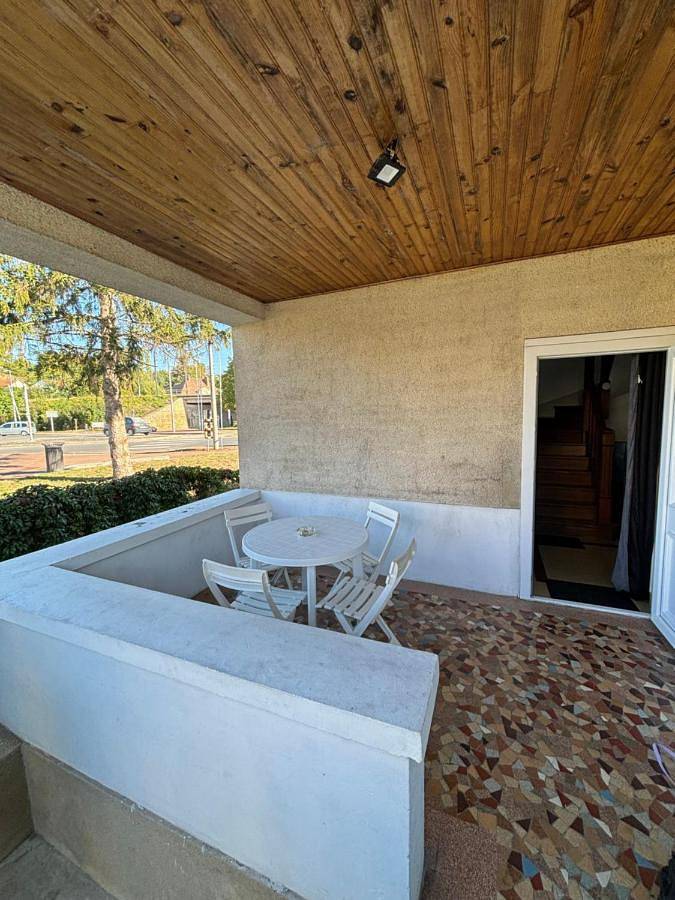 Location de vacances pour 8 personnes, avec jardin à Neuvy-sur-Loire - 2