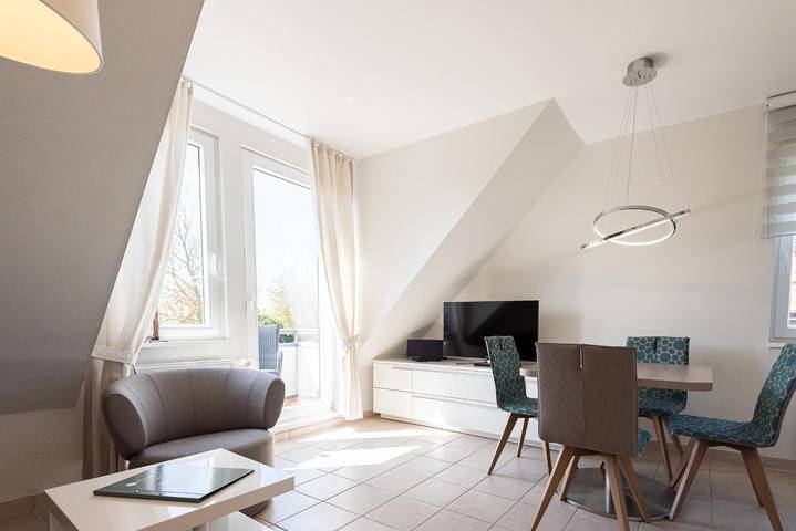 Ganze Wohnung, Lichtdurchflutete 3-Zimmerwohnung mit ca. 68 m², für bis zu 4 Personen in Nordfriesische Inseln (Schleswig-Holstein) (Schleswig-Holstein), Wenningstedt