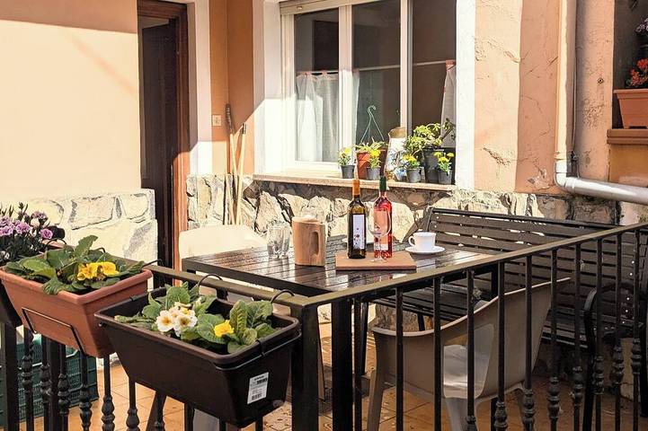 Ferienhaus für 8 Personen, mit Balkon - 1