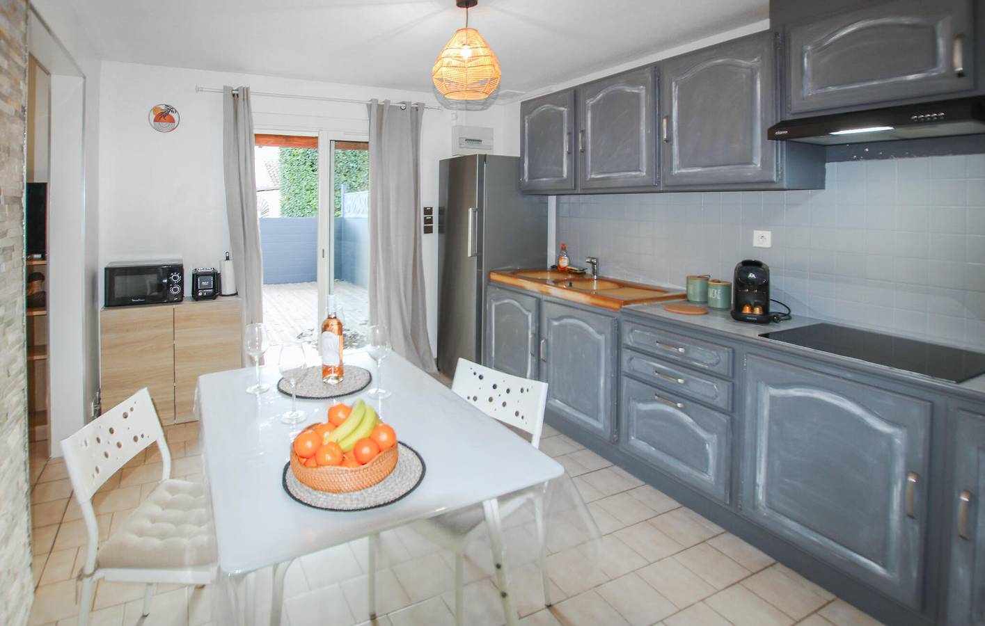 Appartement moderne avec piscine et Wi-Fi près du centre-ville de Puget in Lauris, Parc naturel régional du Luberon