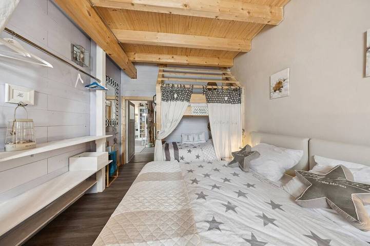 Ganze Wohnung, Cozy apartment in Detern with private swimming pool, can be inside or outside in Detern, Landkreis Leer