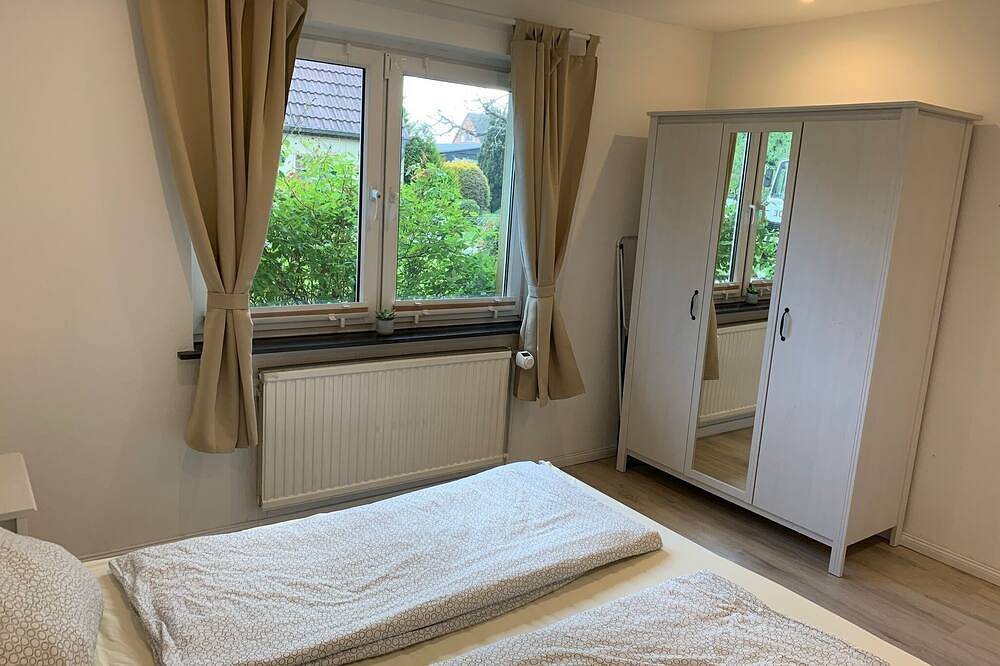 Ganze Wohnung, Ferienwohnung zwischen Lübeck und Travemünde in Lübeck (Stadt), Lübeck