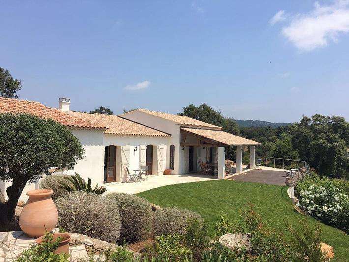 Village de vacances pour 8 personnes, avec Vue sur l’océan ainsi que Jardin et Piscine dans 