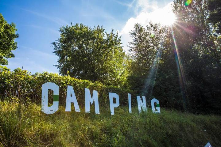 Camping für 2 Personen, mit Seeblick und Pool sowie Ausblick und Terrasse, mit Haustier - 1