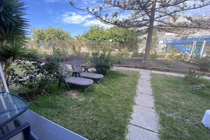 Apartment for 2 people, with pool and garden in Puerto Rico Marina