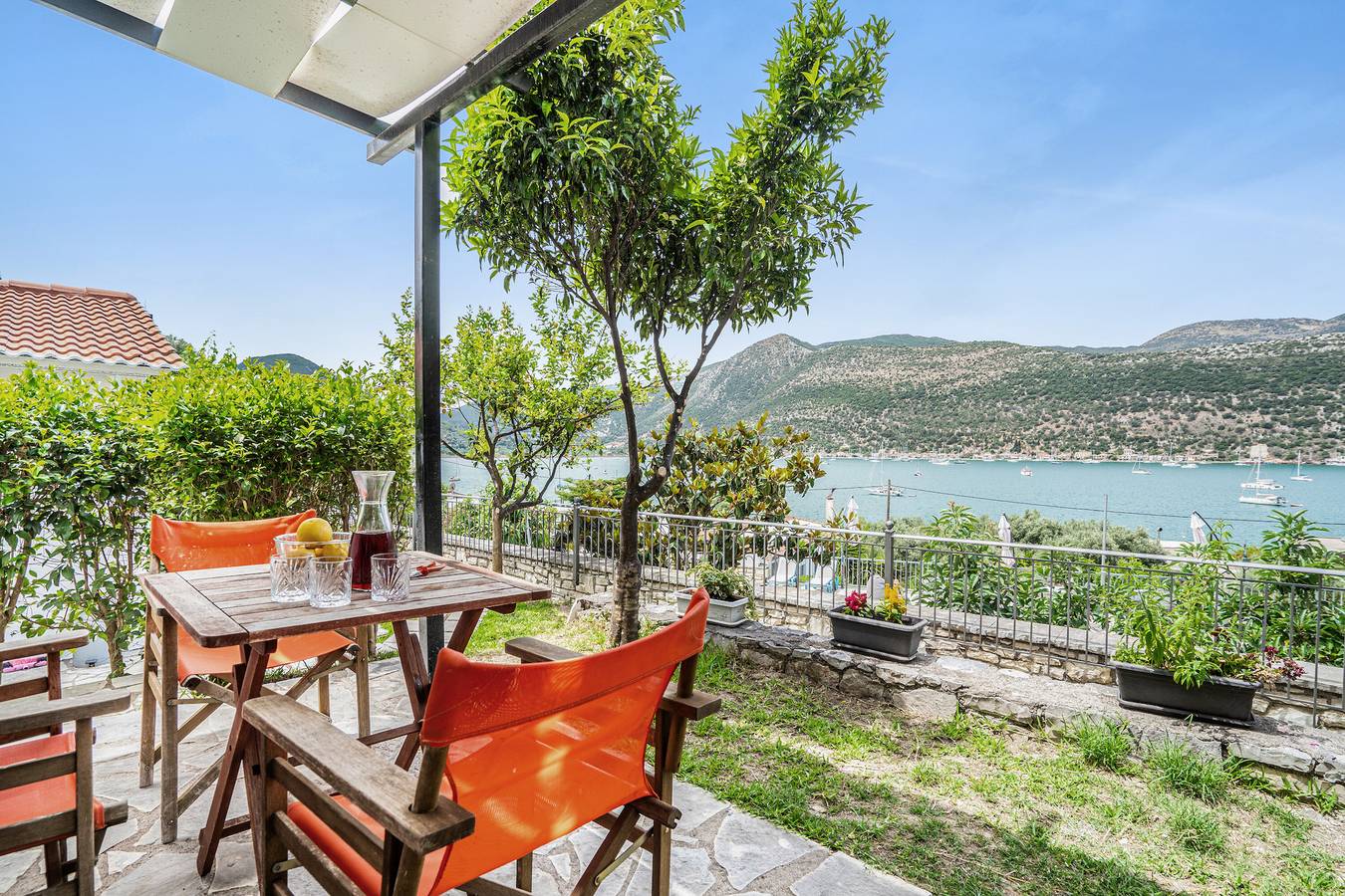 Casa de vacaciones 'Villa 1' con vistas al mar, Wi-Fi y aire acondicionado in Geni, Grecia