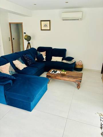 Gîte pour 8 personnes, avec jardin ainsi que vue et piscine à Fabrègues