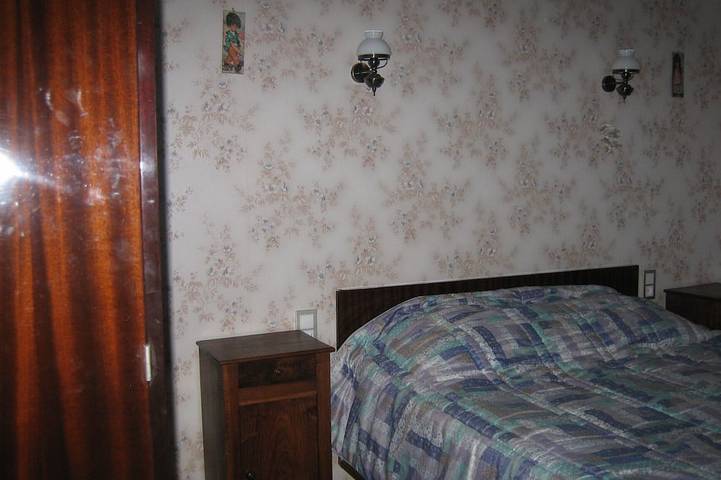 Gîte pour 6 personnes, avec terrasse dans Saint-Geniez-d'Olt-et-d'Aubrac - 4