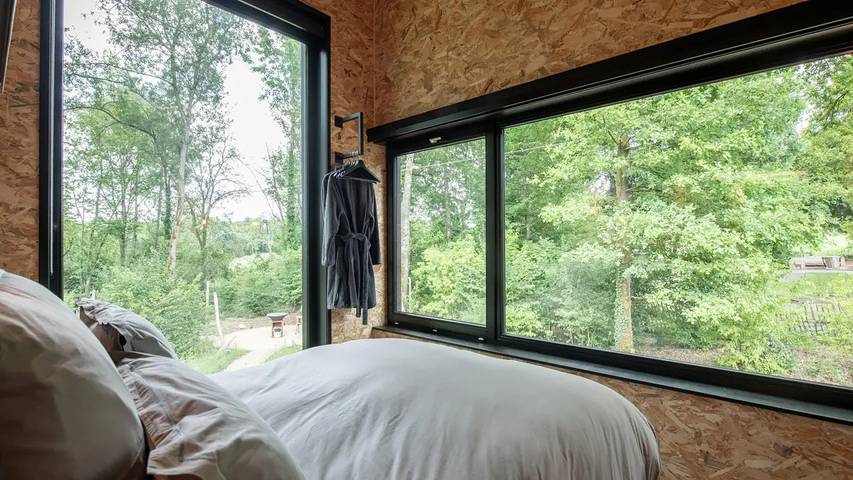 Location de vacances pour 18 personnes, avec jardin et sauna à Érezée - 4