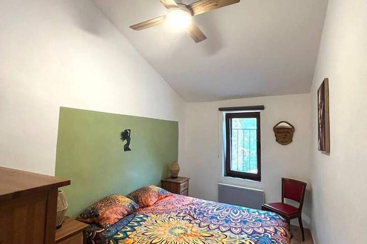 Location de vacances pour 6 personnes, avec jardin à Agel - 2