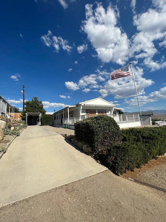 Camping for 6 people, with terrace in California