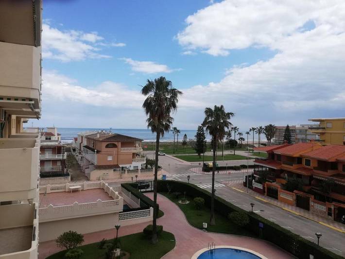 Ferienwohnung für 7 Personen, mit Garten und Ausblick sowie Balkon und Pool
