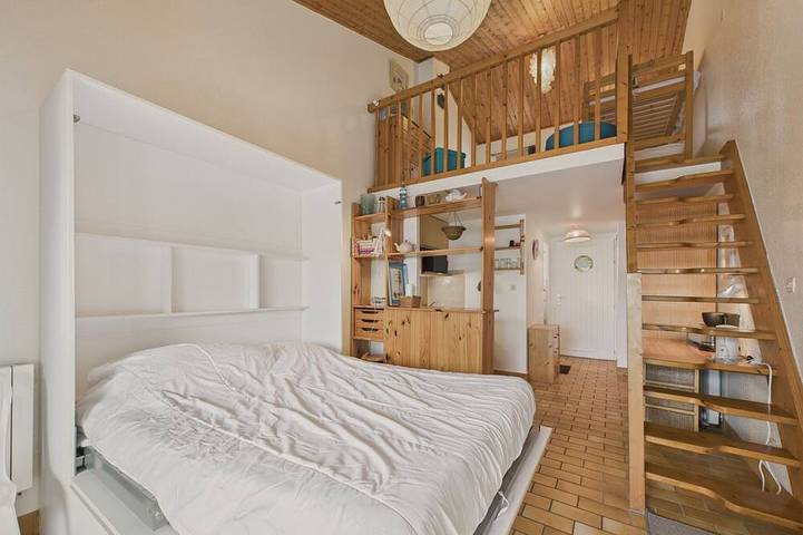 Gîte pour 5 personnes, avec jardin dans Le Rocher - 3
