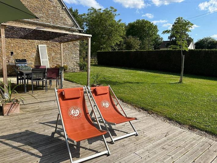 Location de vacances pour 5 personnes, avec jardin ainsi que vue et terrasse dans Torteval-Quesnay