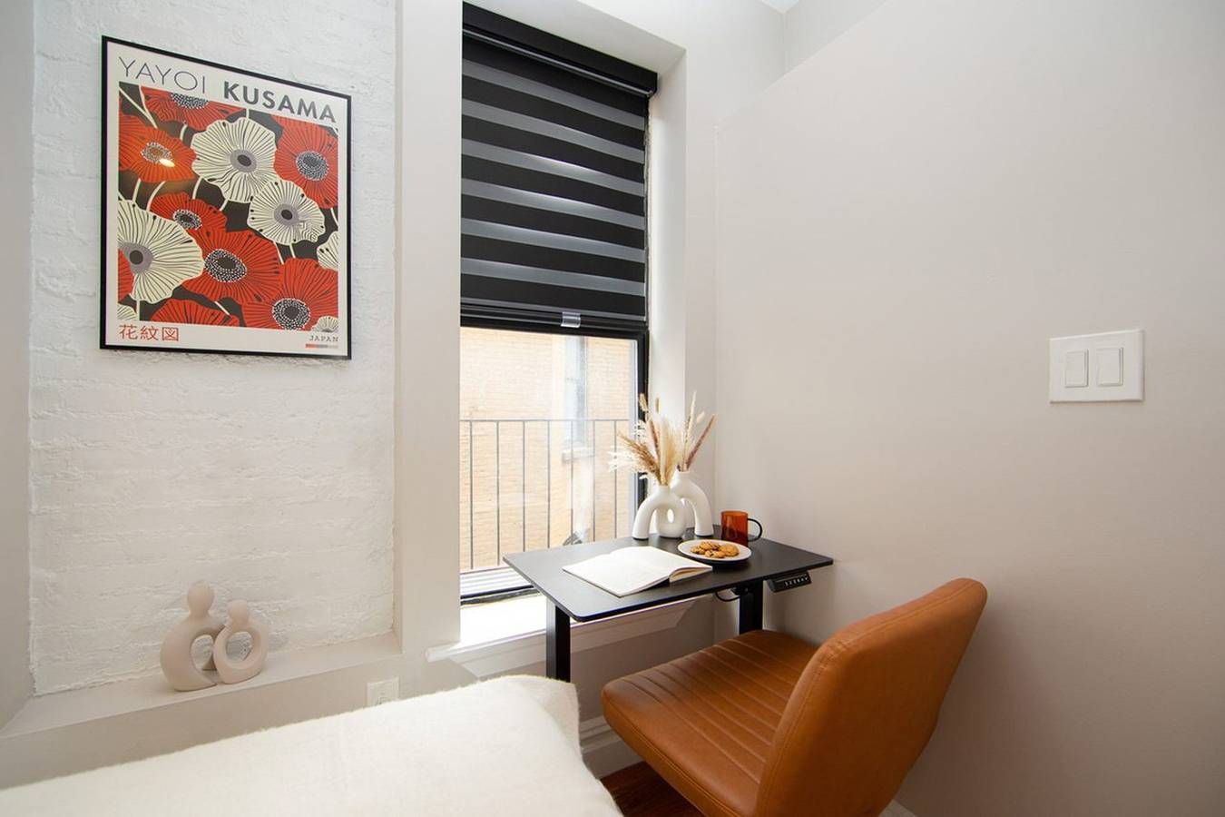 Entire apartment, Apartment #1099: Columbus Circle in Manhattan, New York City
