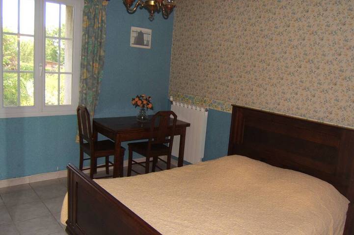 Maison de vacances pour 2 personnes, avec jardin ainsi que piscine et terrasse