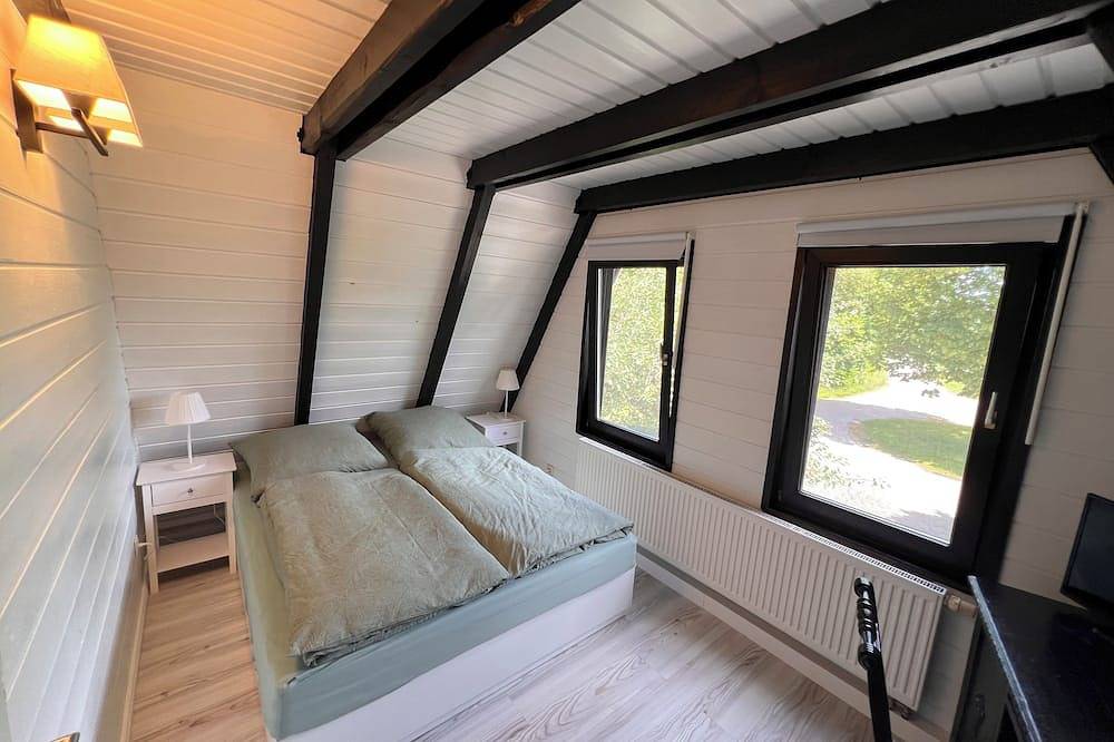 Ferienhaus Prius am Alfsee / Rieste für 4 Personen + 2 Kleinkinder in Rieste, Hasetal