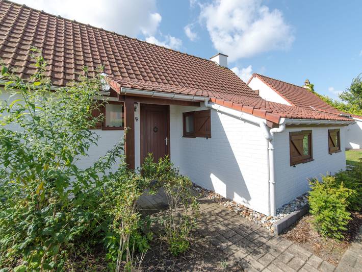 Vissershuis 214 with parking in Bredene, Belgische Kust