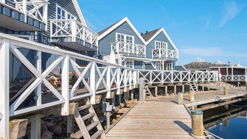 Ferieudlejning for 6 personer, med udsigt og terrasse i Grenaa