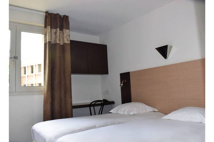 Hôtel pour 2 personnes, avec Piscine à Aix-en-Provence