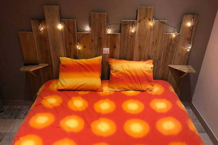 Gîte pour 7 personnes, avec piscine à Clermont-Créans - 2