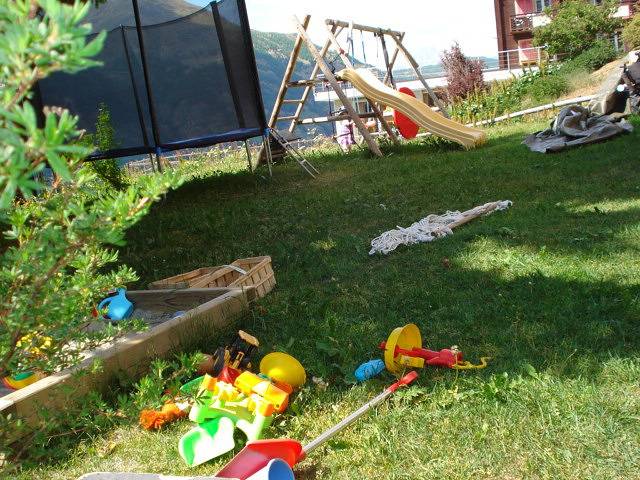 Ganze Ferienwohnung, Chalet Petunia - 4-5-Bettwohnung in Grächen, Walliser Alpen