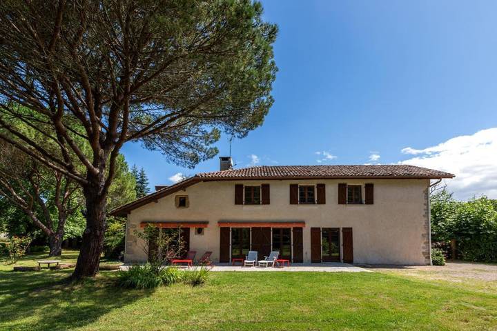 Location de vacances pour 18 personnes, avec jardin à Saint-Martin-de-Seignanx - 3