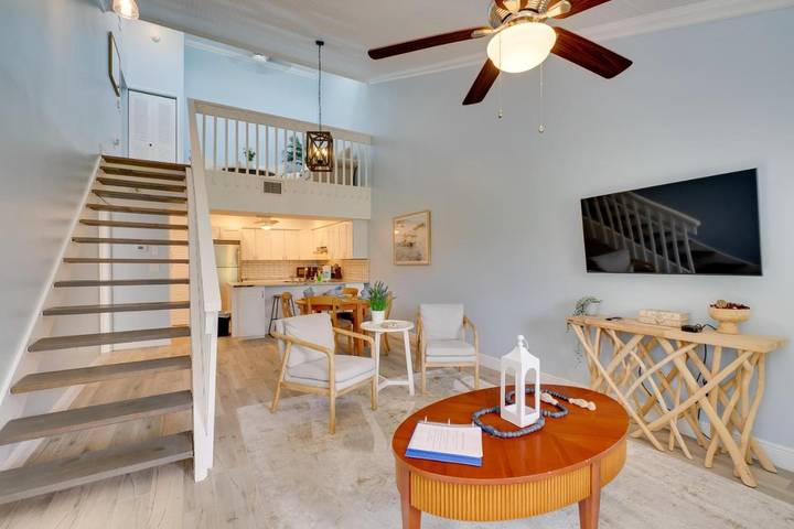 Casa de vacaciones para 4 personas, con jacuzzi además de terraza y piscina - 1