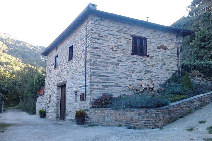 Ferienhaus für 6 Personen, mit Garten in Samos (Lugo)