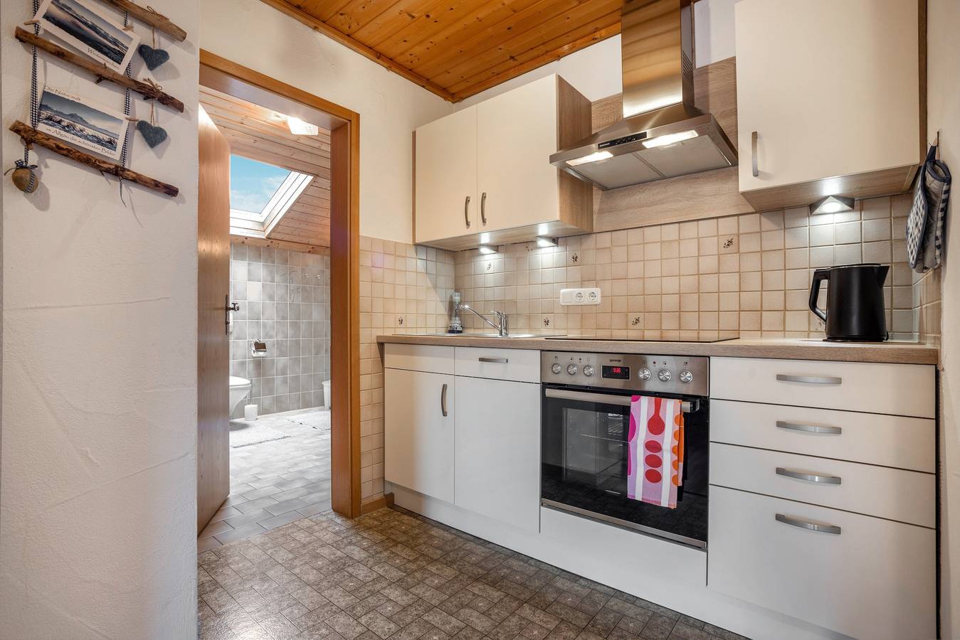 Appartement 'Erd - Reuterwanne' met Uitzicht op de Bergen, Gedeelde Tuin en Wi-Fi, foto 9