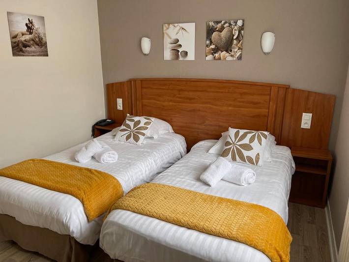 Hôtel pour 4 personnes, avec terrasse à Le Faou - 2