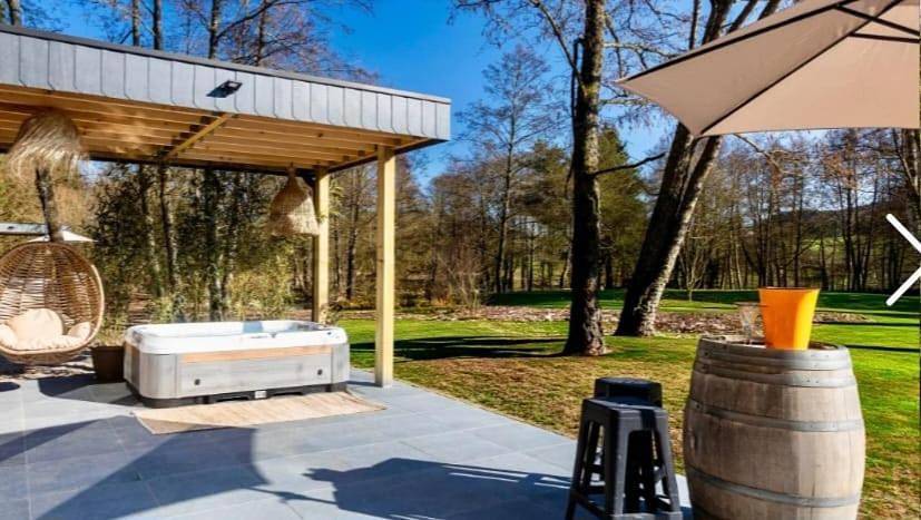 Gîte pour 2 personnes, avec Jacuzzi et Terrasse ainsi que Jardin et Vue dans Bellevaux-Ligneuville - 3
