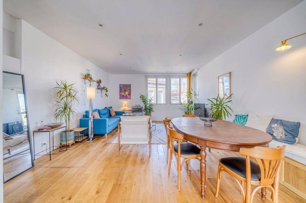 Apartamento entero, Beautiful apartment with terrace and Ac in Burdeos, Región de Burdeos