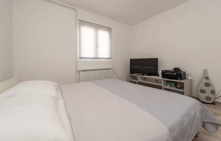 Gîte pour 4 personnes, avec terrasse à Novalja - 4