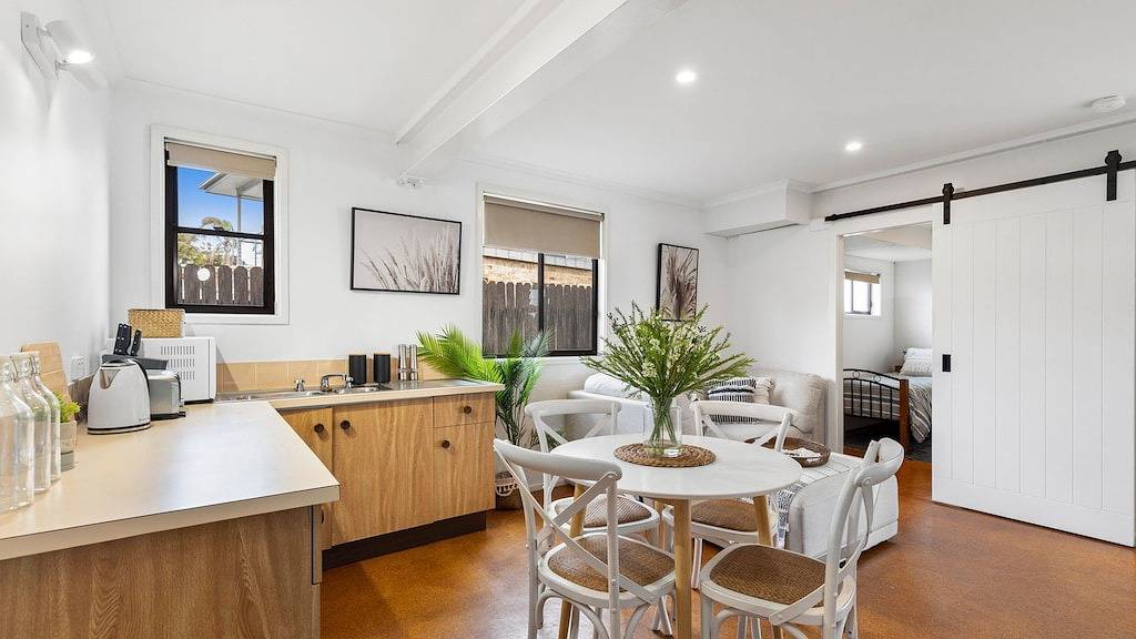 Watersedge – absolute waterfront in Currarong, Jervis Bay