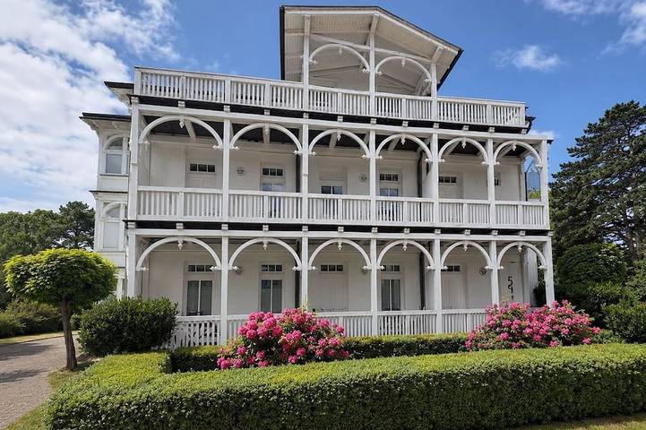 Villa für 4 Personen, mit Terrasse